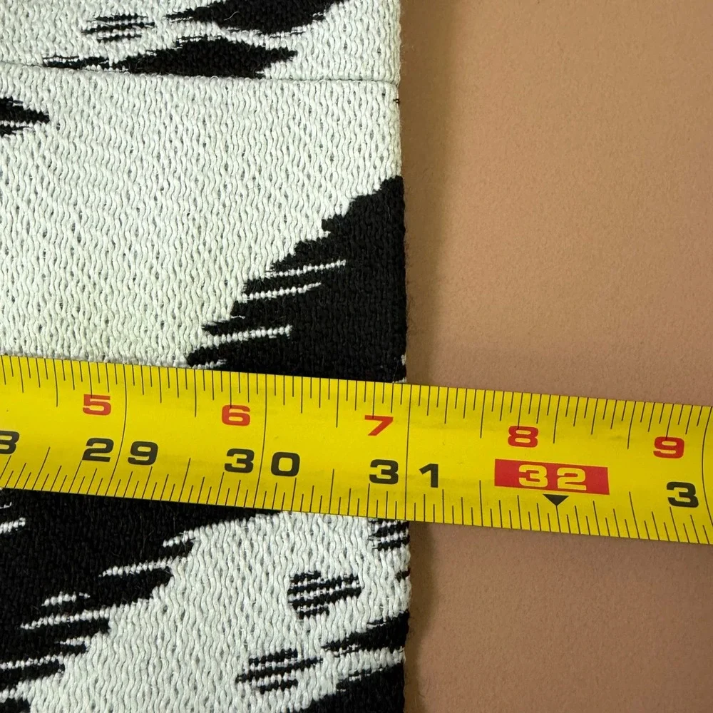 Chicos Black‎ White Chevron Ikat Topper Jacket Size 0 S Zip Front Pockets Lined